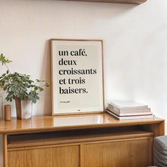 studio topo un café deux croissants trois baisers ac