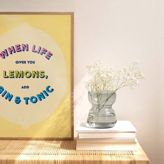 affiches jaunes minimalistes