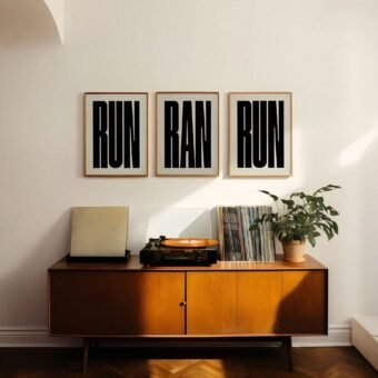 poster typo RUN RAN RUN poster typo RUN RAN RUN