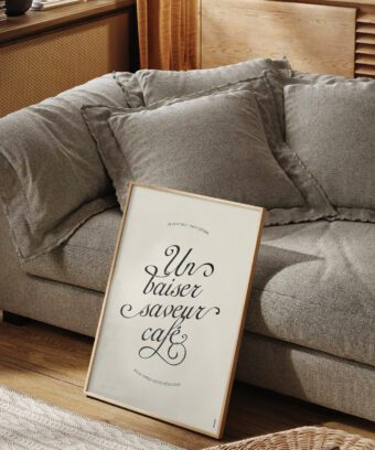 Un baiser saveur café affiche calligraphique Un baiser saveur café affiche calligraphique