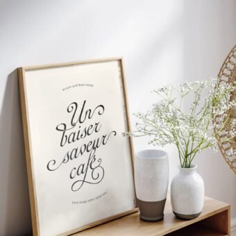 Un baiser saveur café affiche calligraphique