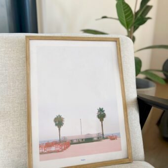 poster beach studio topo
