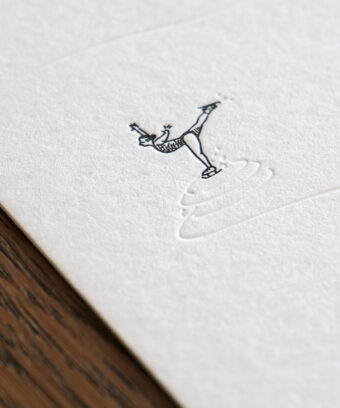 Carte noel embossage patineurs Studio Topo
